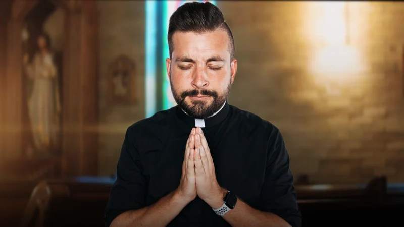 Father Tim answering a few question that revolves around "What's The Proper Posture At Mass?", in this Ask A Priest Series